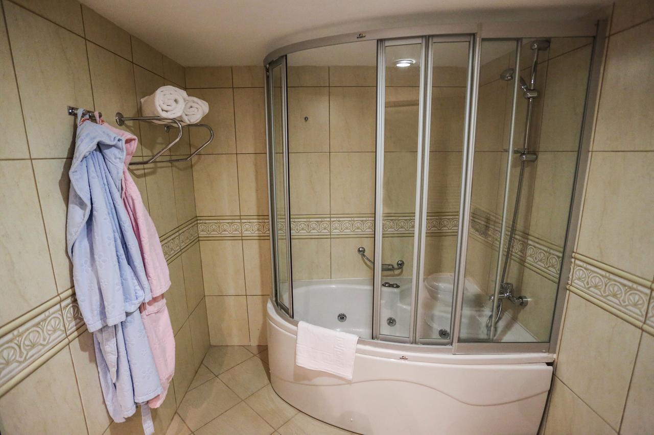 Sivas Bueyuek Hotel Luaran gambar