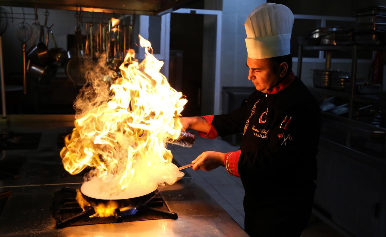 Sivas Bueyuek Hotel Luaran gambar